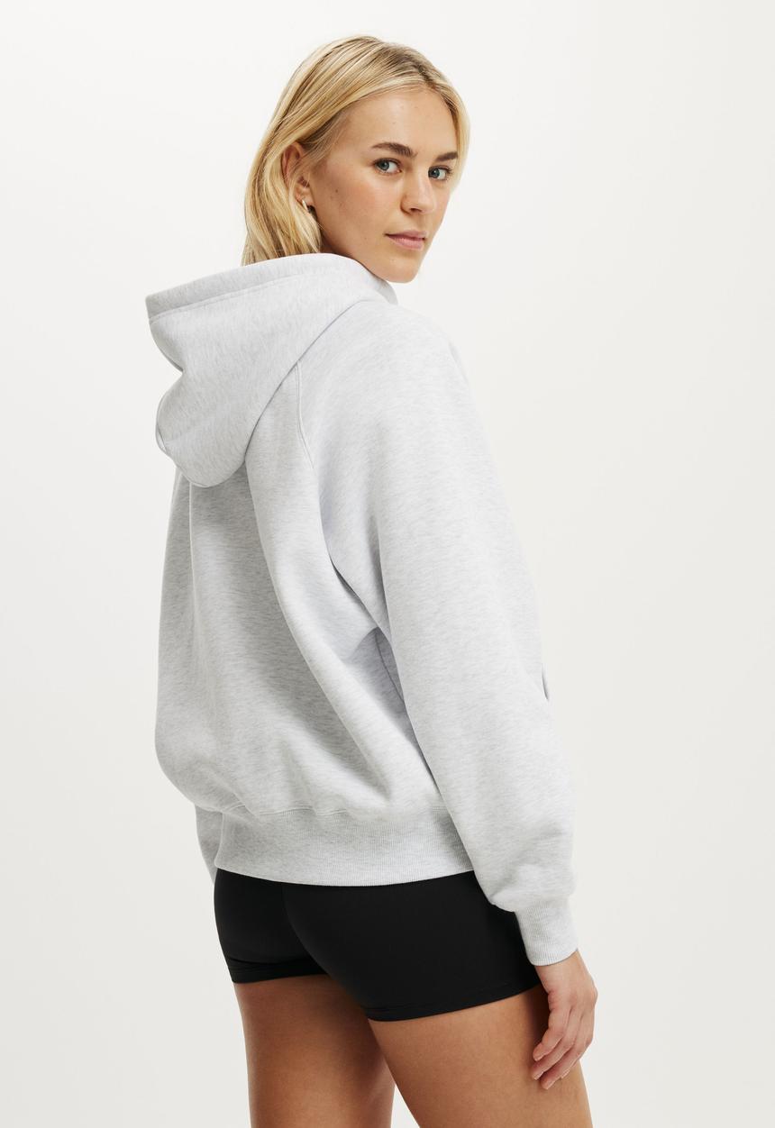 Cotton On - Plush Essential Raglan Hoodie - Cloudy Grey Marle
