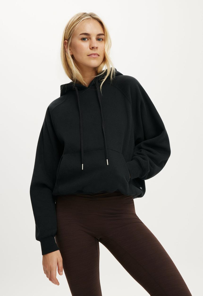 Cotton On - Plush Essential Raglan Hoodie - Black