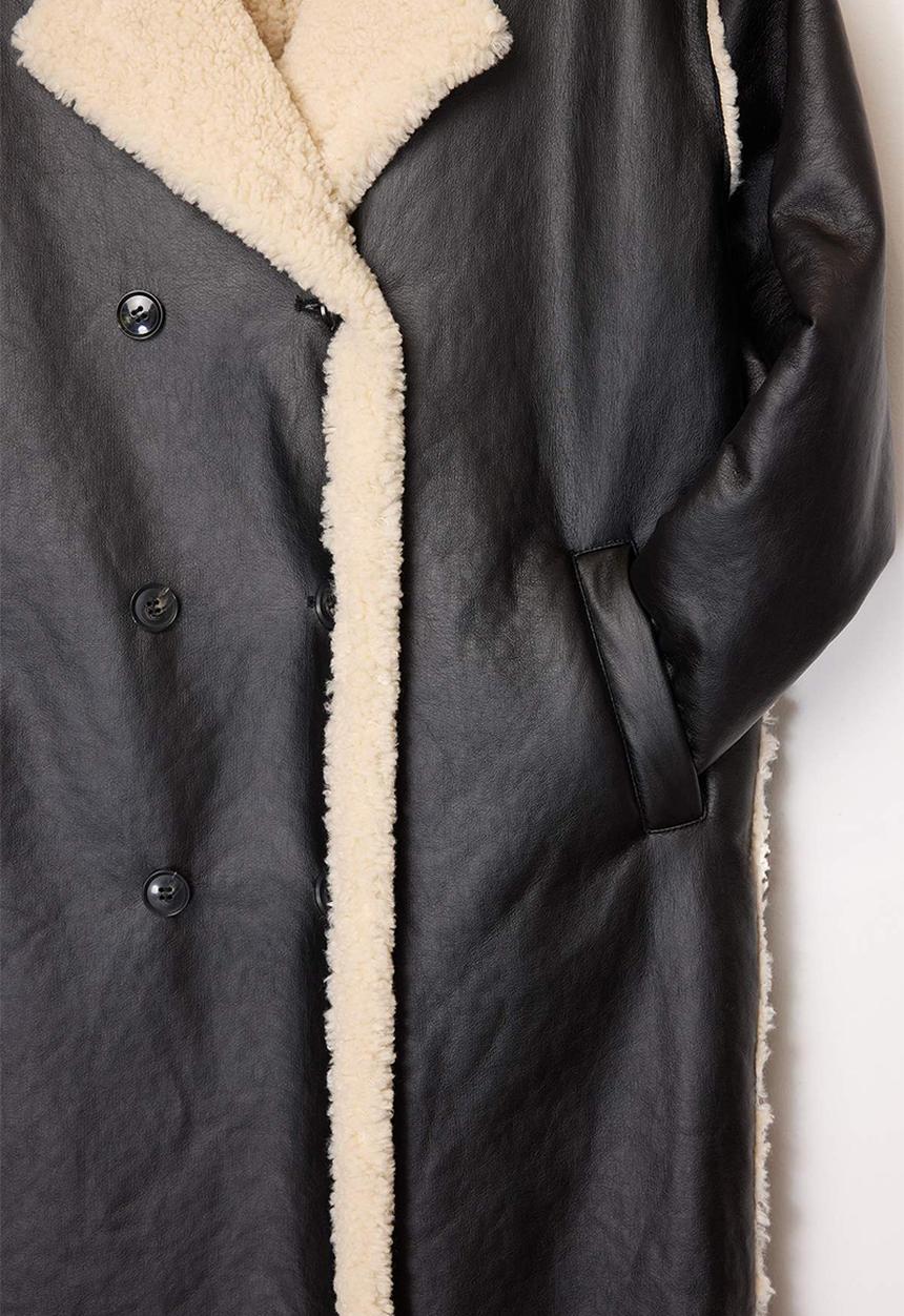 Trendyol - Double-Sided Plush Mono Closure Oversize Long Faux Leather Coat - Black