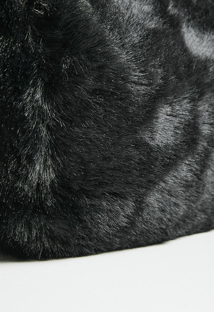 Pop Candy - Mink plush bag - black