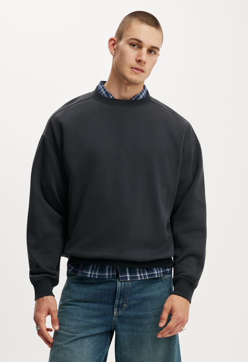 Cotton On - Box Fit Crew Sweater - Washed Black