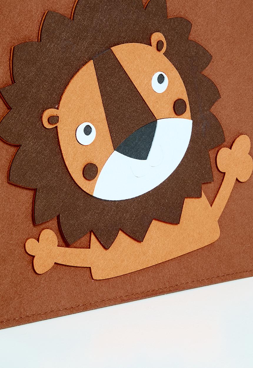 Storage Solutions - Lion kids storage - Rust