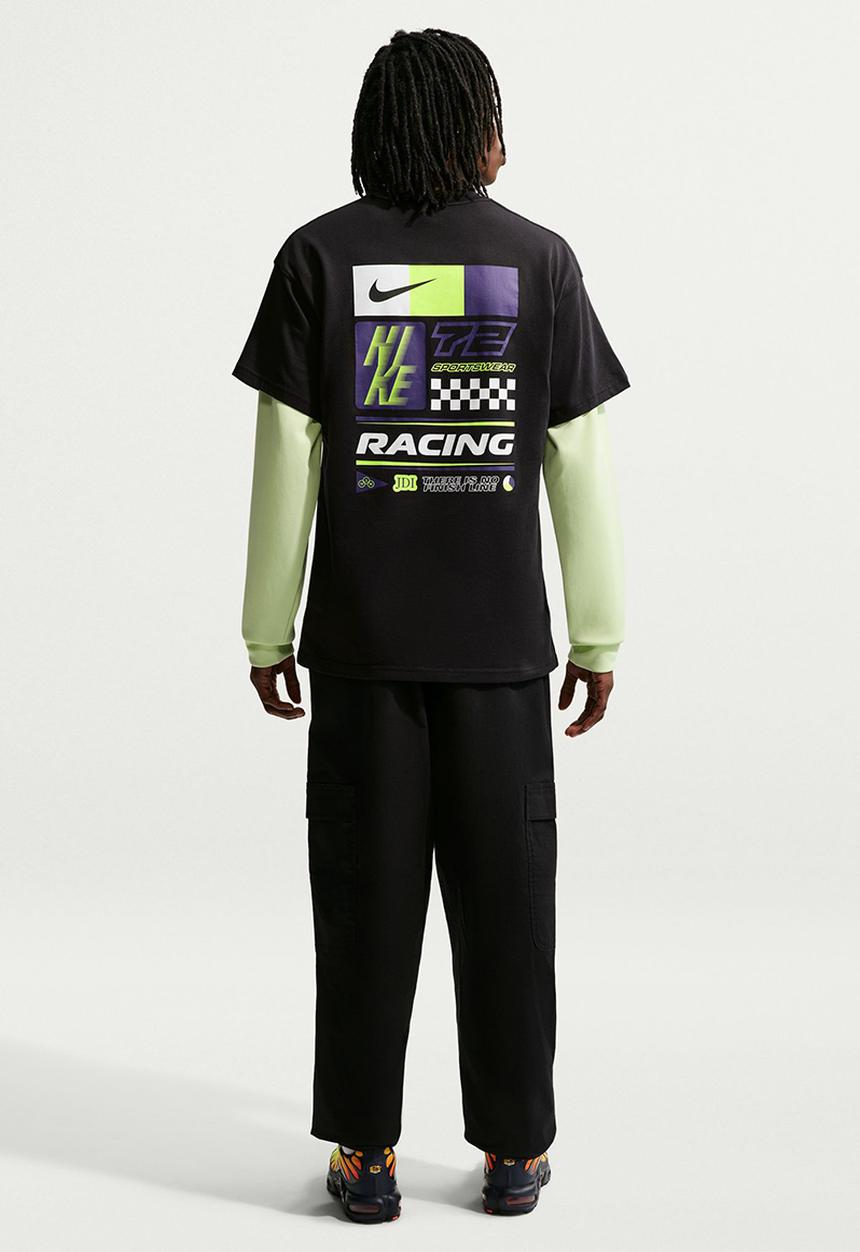 Nike - NSW 72 Racing Gfx Tee - Black
