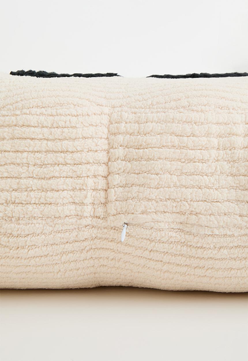 Pop Candy - Corduroy teddy fleece slogan pillow - cream/black