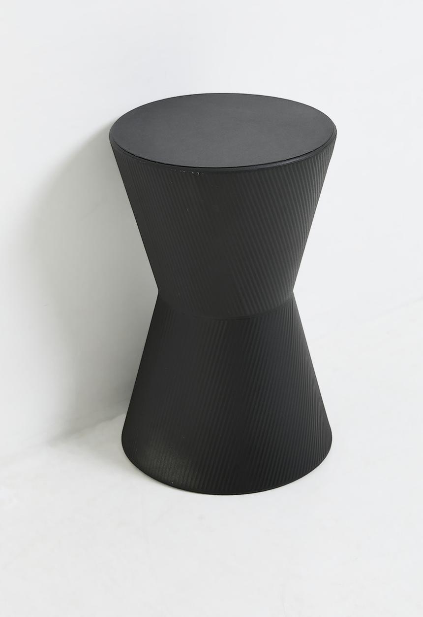 H&S - Strata Side Table - Black