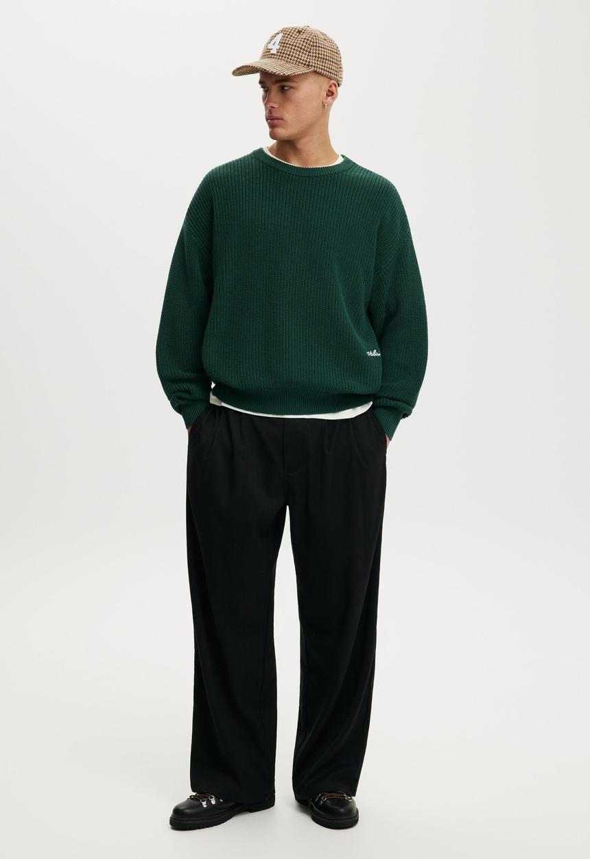 Cotton On - Box Fit Crew Knit - Forest Emb