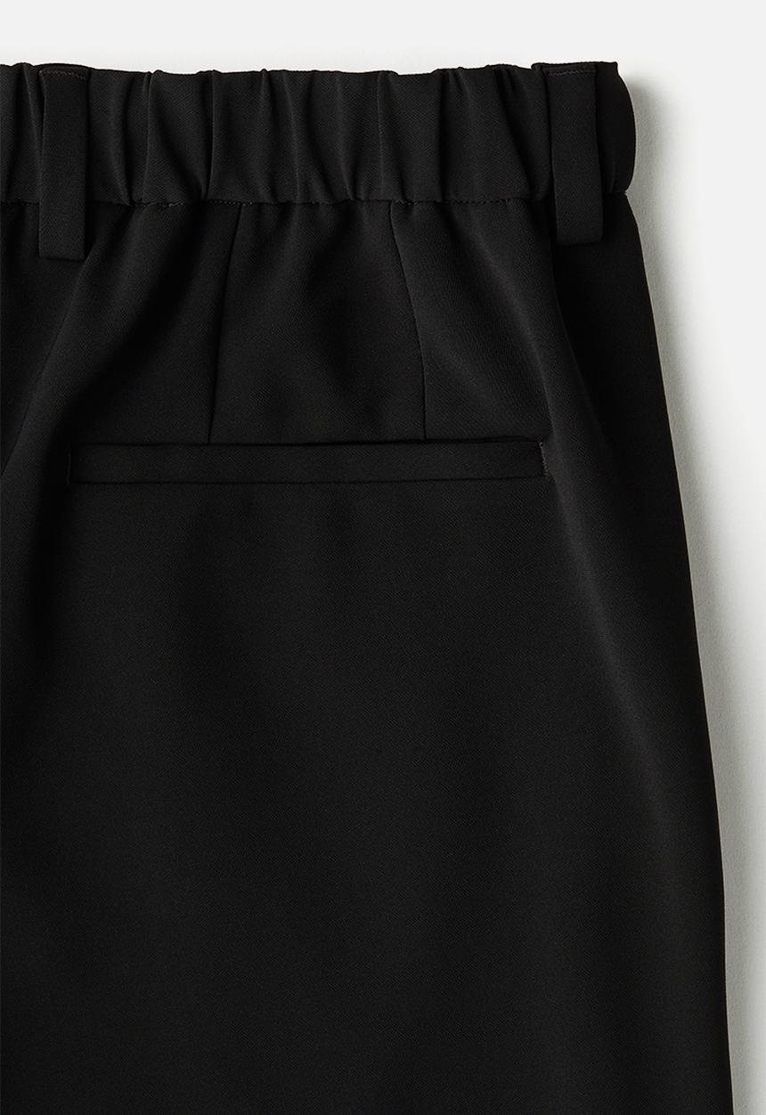 H&M - Slim fit cropped trousers - black