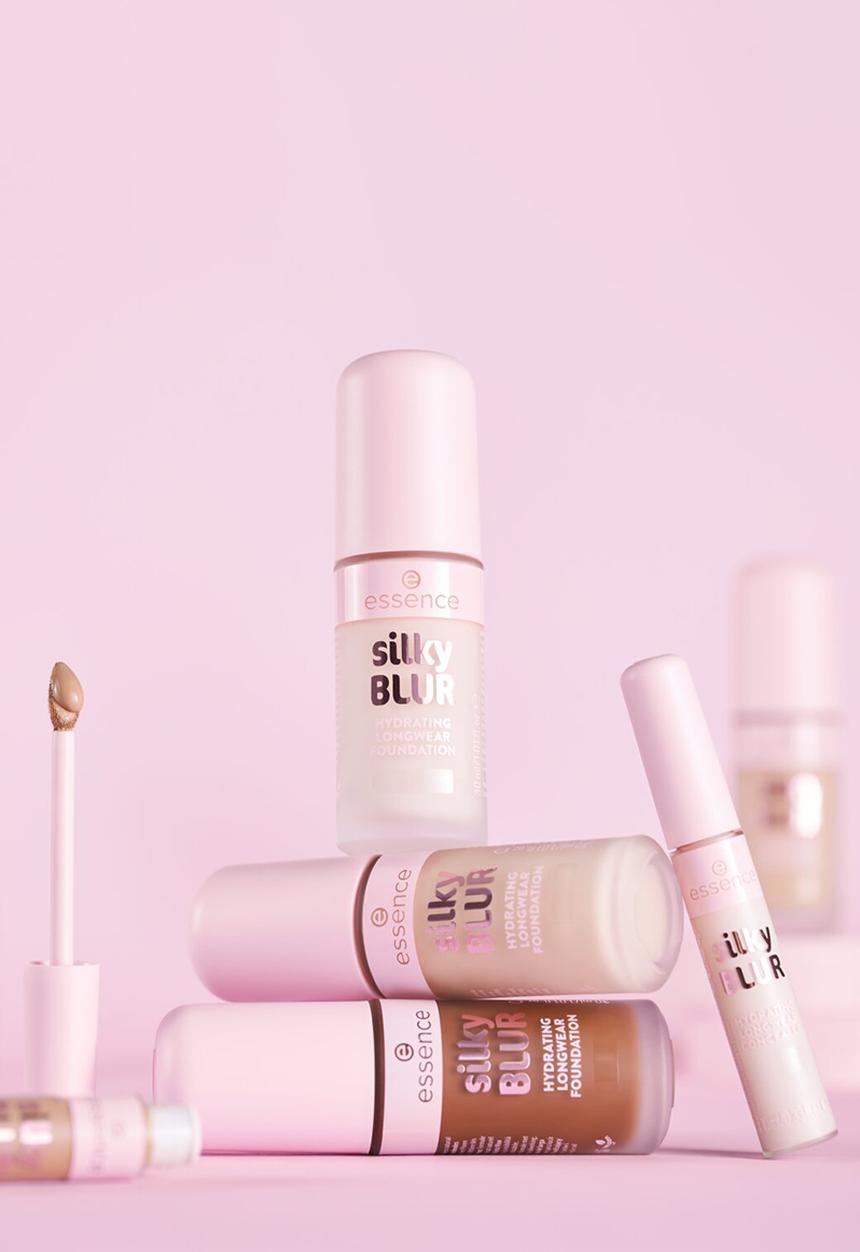 essence - Silky Blur Hydrating Longwear Foundation - 155