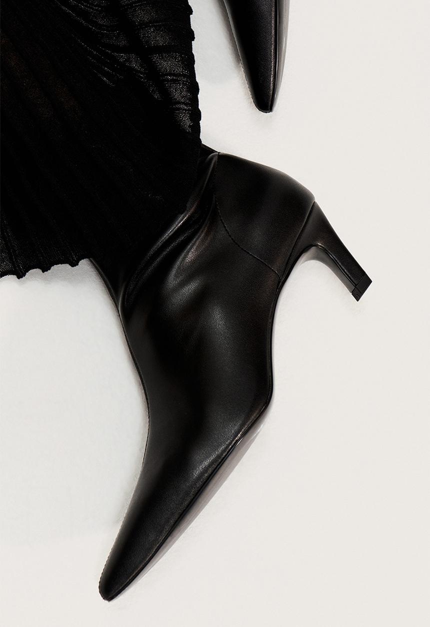 H&M - Heeled sock boots - black