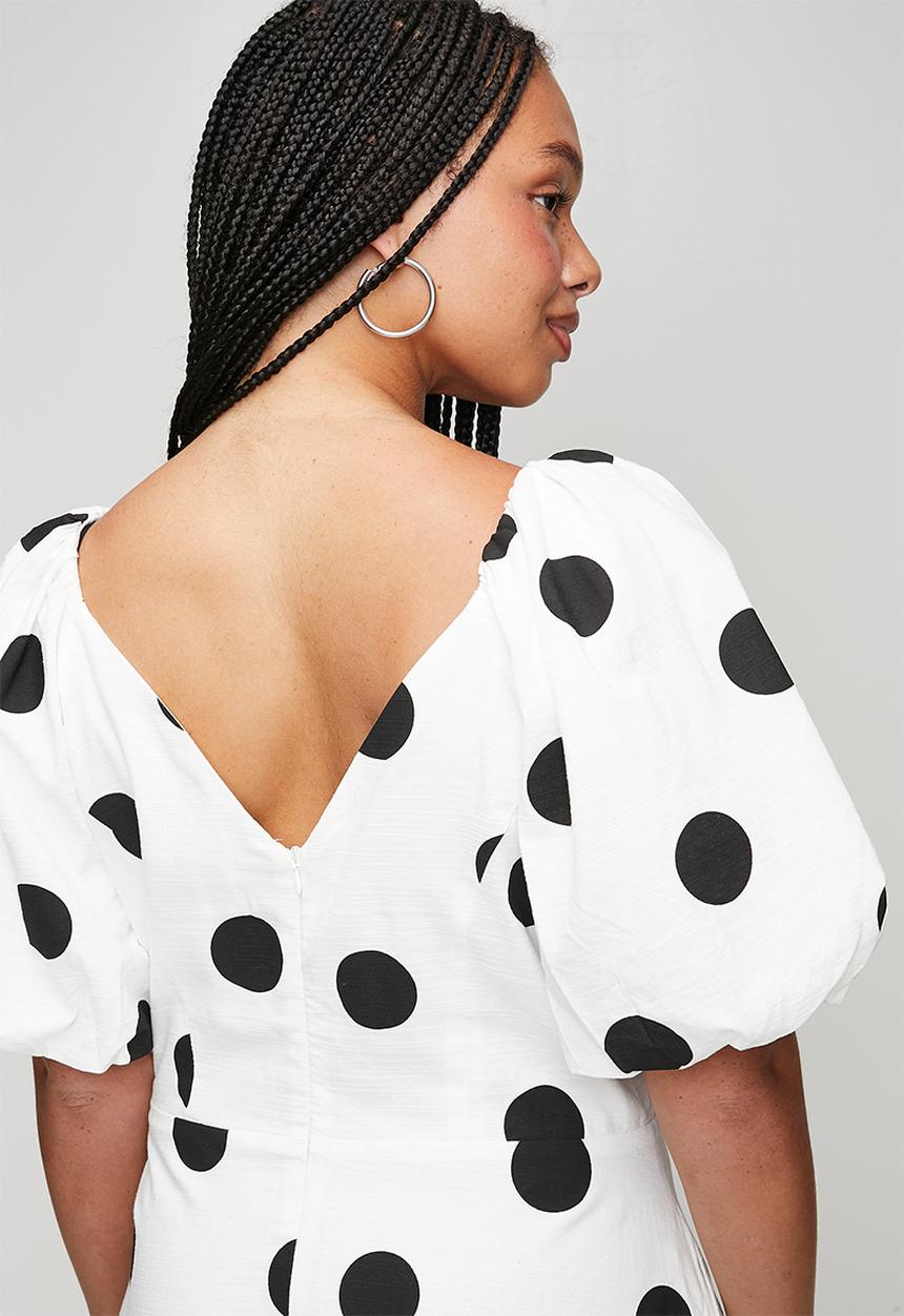 Me&B - Plus Spot Linen Blend Dress with Lace Up Detail - White