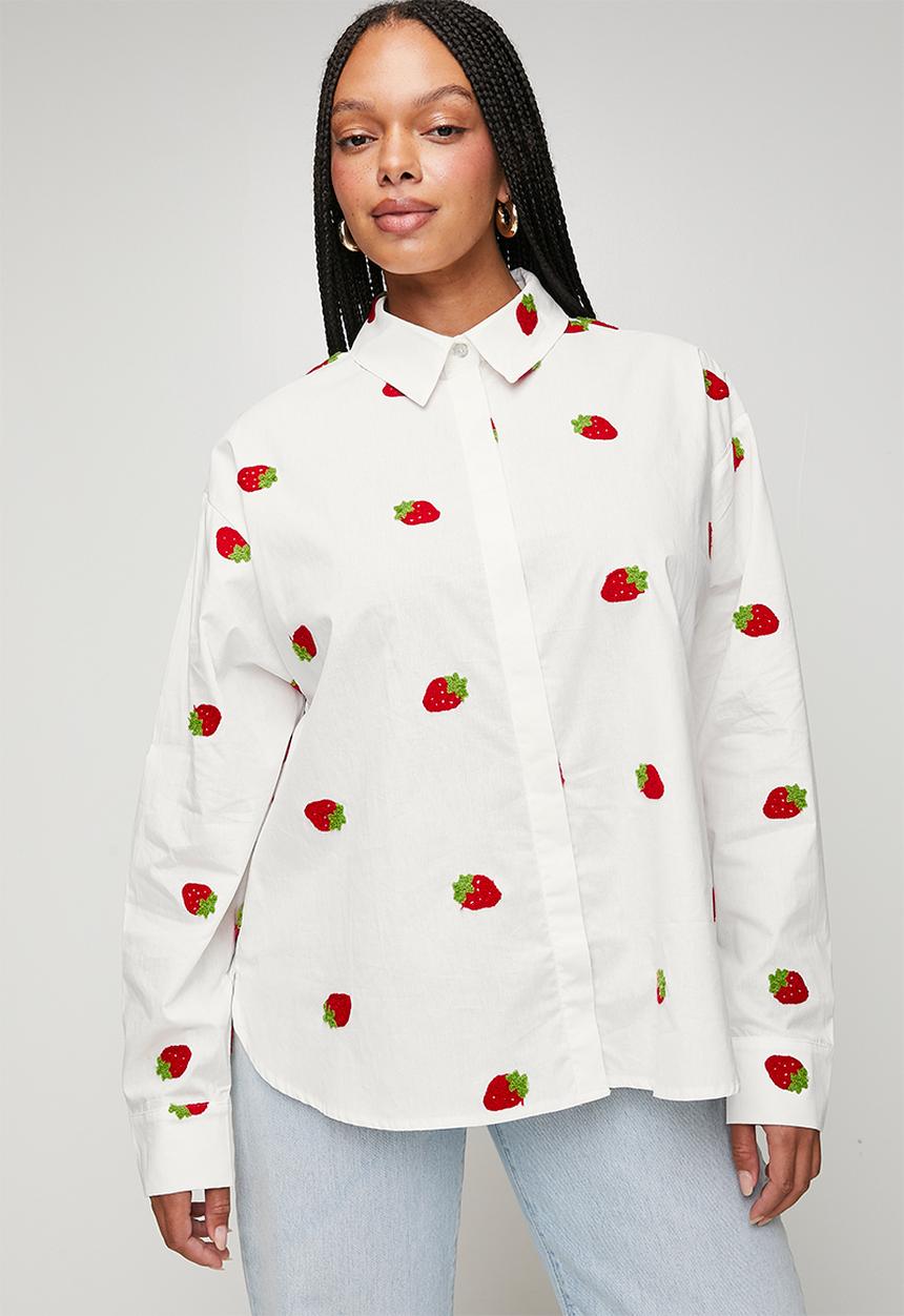 Me&B - Plus Embroidered Cotton Shirt - Strawberry