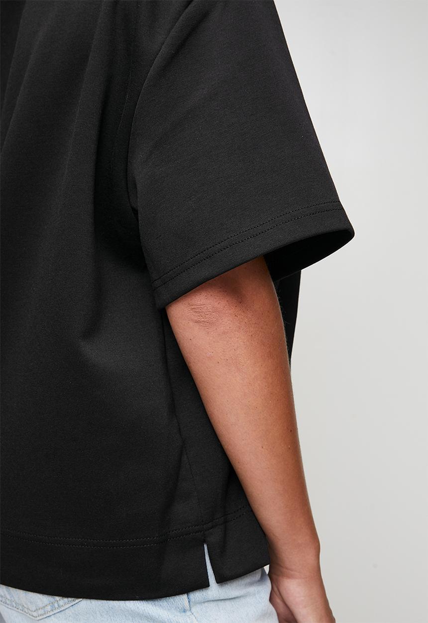 Me&B - Plus Premium T-Shirt - Black