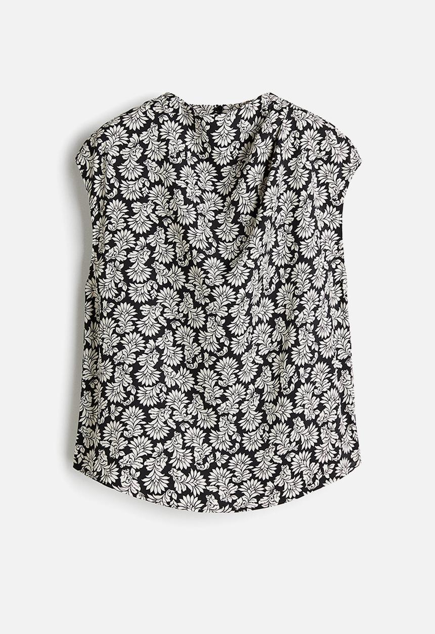H&M - Cap-sleeved blouse - black & white patterned