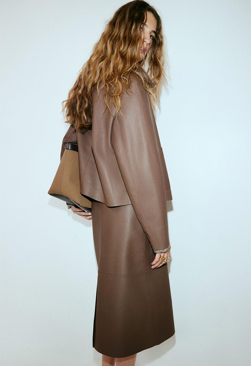 H&M - Coated midi skirt - brown