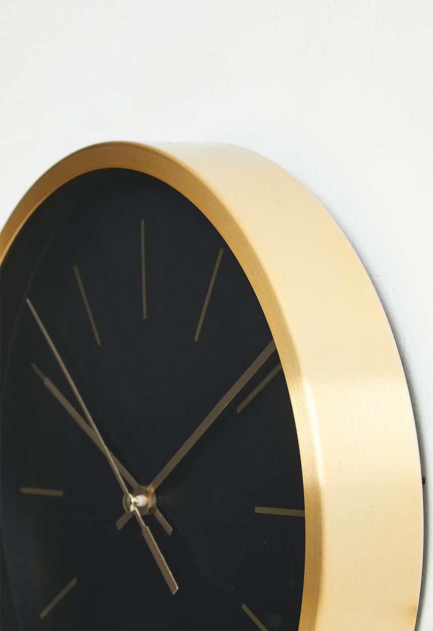 H&S - Timeless Wall Clock - Black
