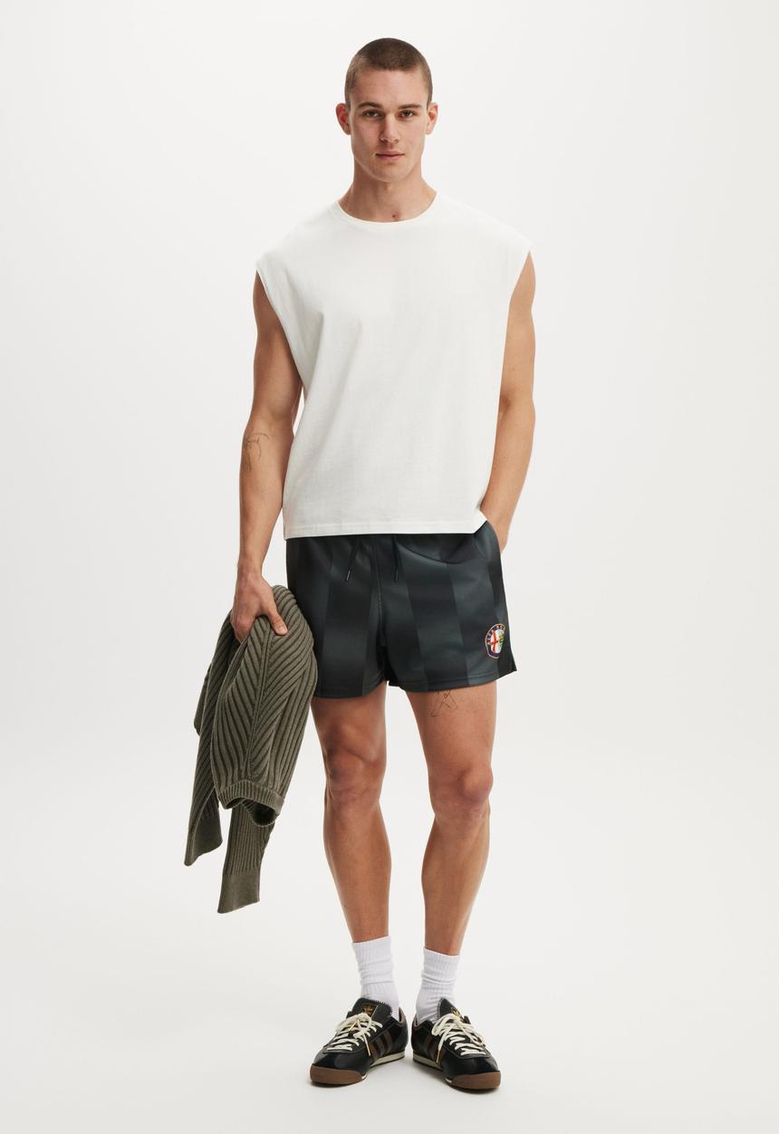 Cotton On - Alfa Romeo Soccer Short - Black