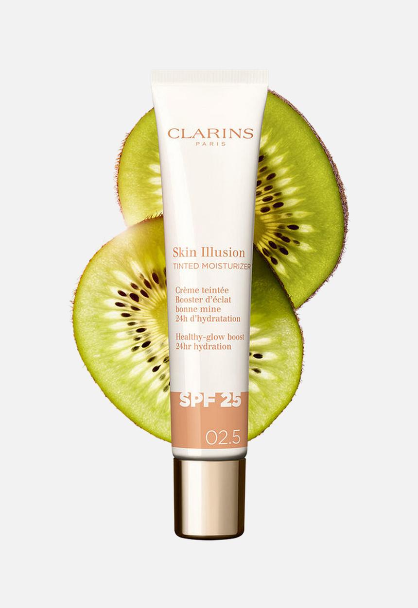 Clarins - Skin Illusion Tinted Moisturizer SPF25  Natural Radiant Coverage 02,5