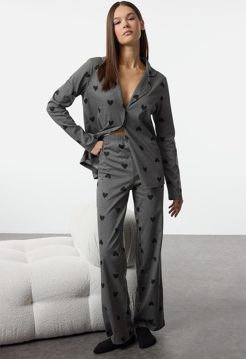 Trendyol - Heart Patterned Knitted Pajamas Set - Gray