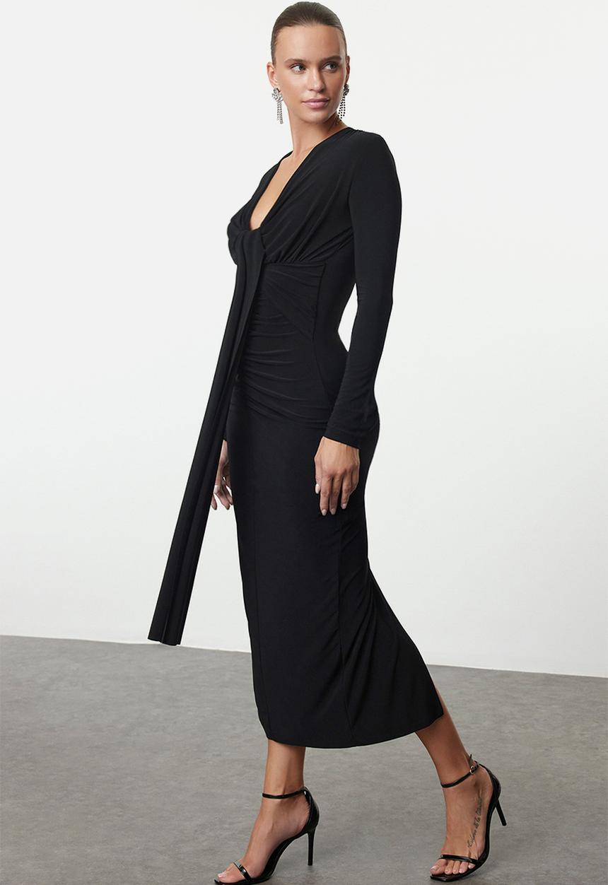 Trendyol - Bodycon V-Neck Knitted Dress - Black
