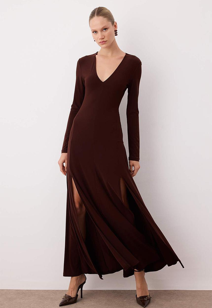 knee length dresses for ladies Elegant White Long-Sleeve Skater Dress M / US 6-8 / Deep V-Neck