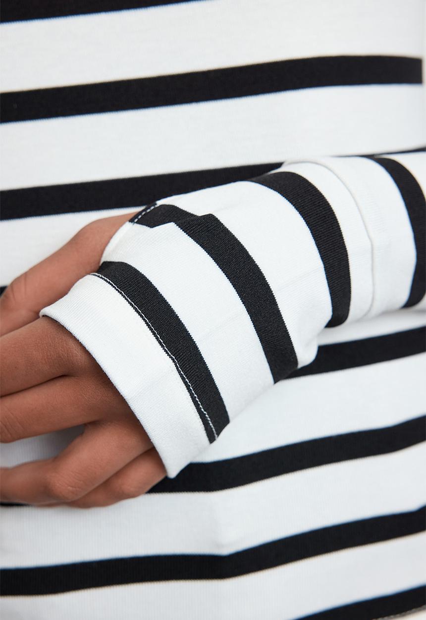 Trendyol - Striped Blouse with Flexible Viscose Fabric - Black & Ecru
