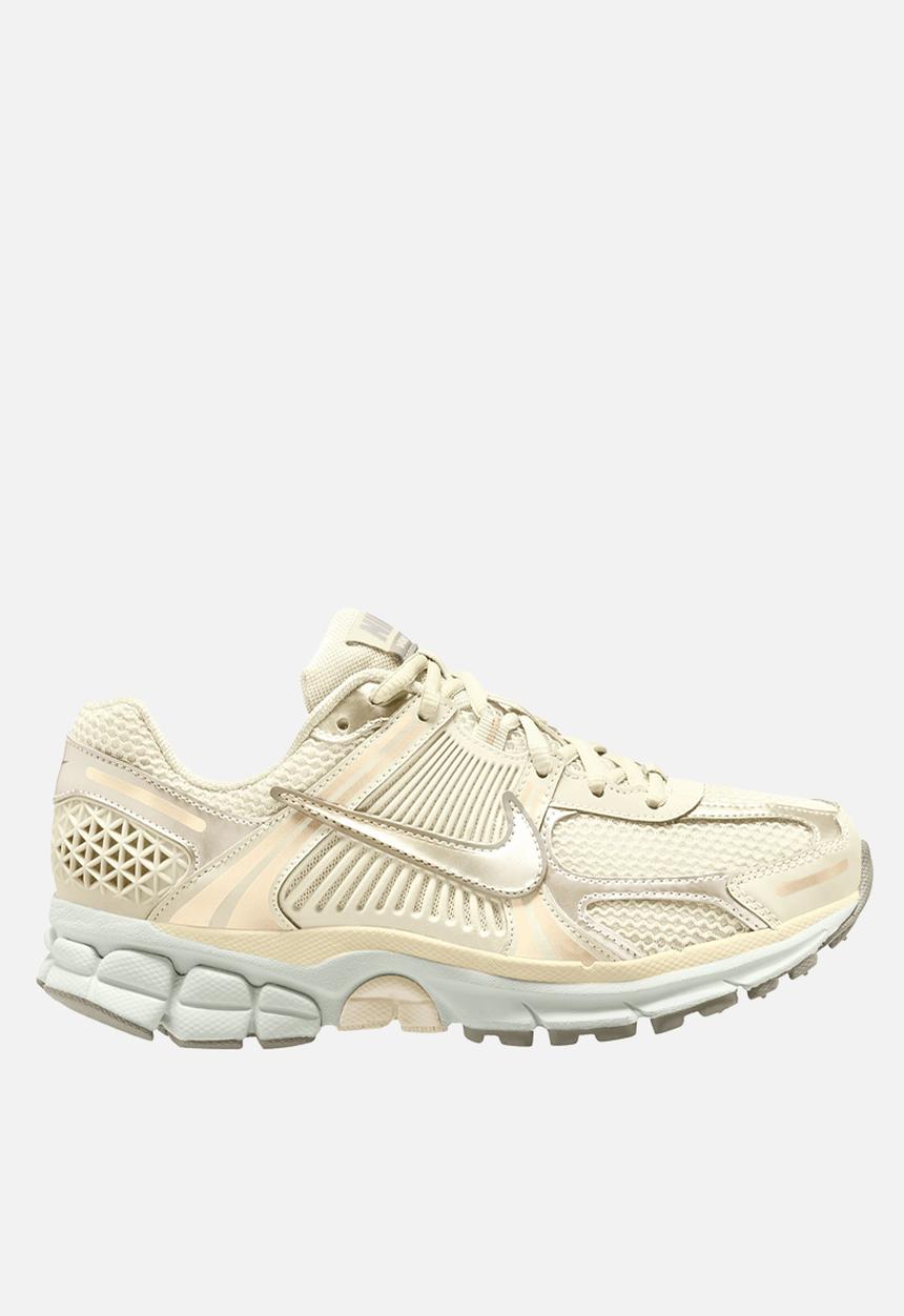 Nike - Nike Zoom Vomero 5