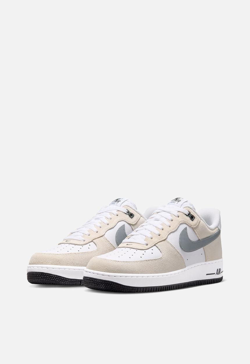 Nike - NIKE AIR FORCE 1 '07 LV8