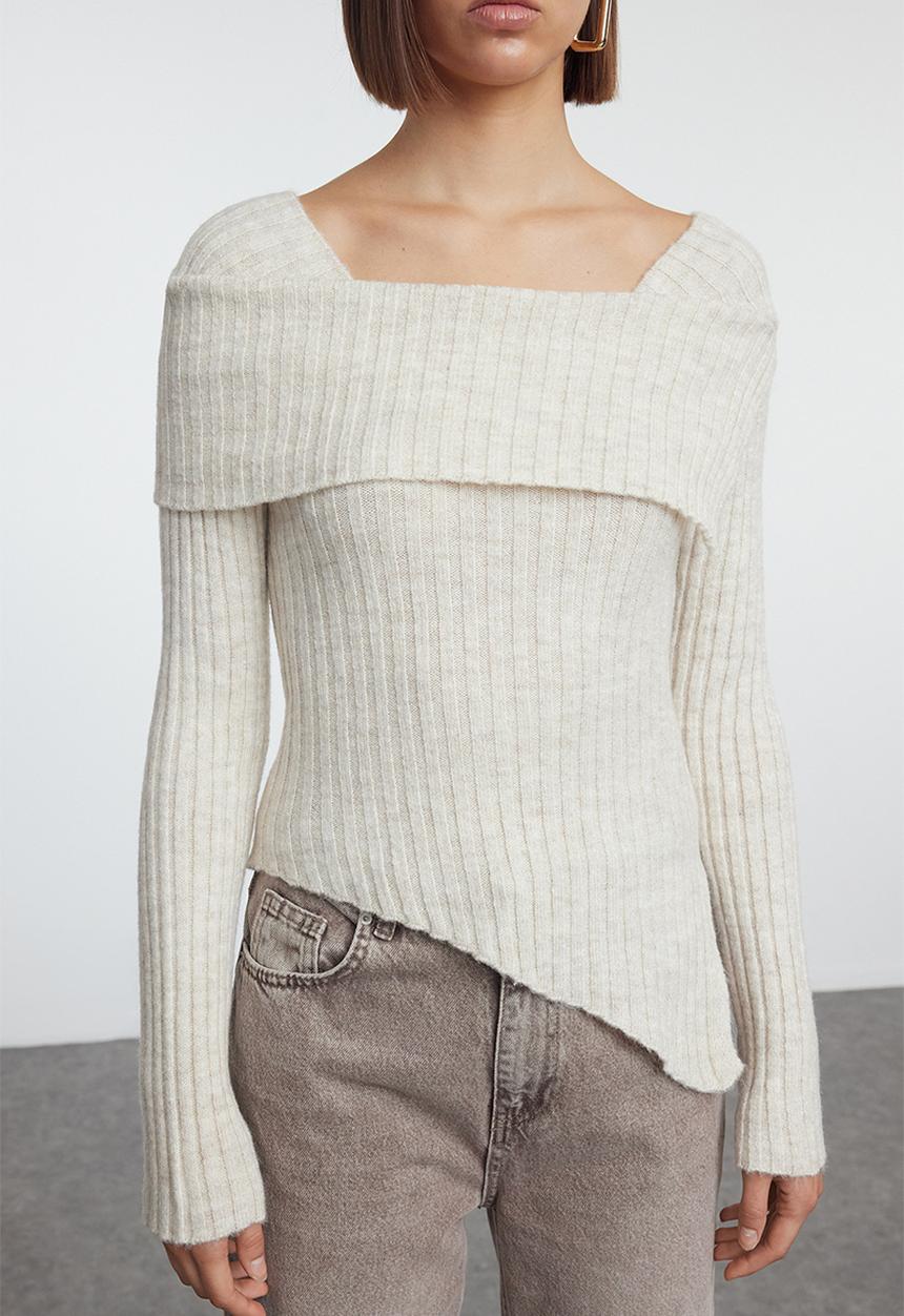 Trendyol - Soft Textured Collar Detail Hem Asymmetrical Fitted/Body Hugging Knitwear Sweater - Stone