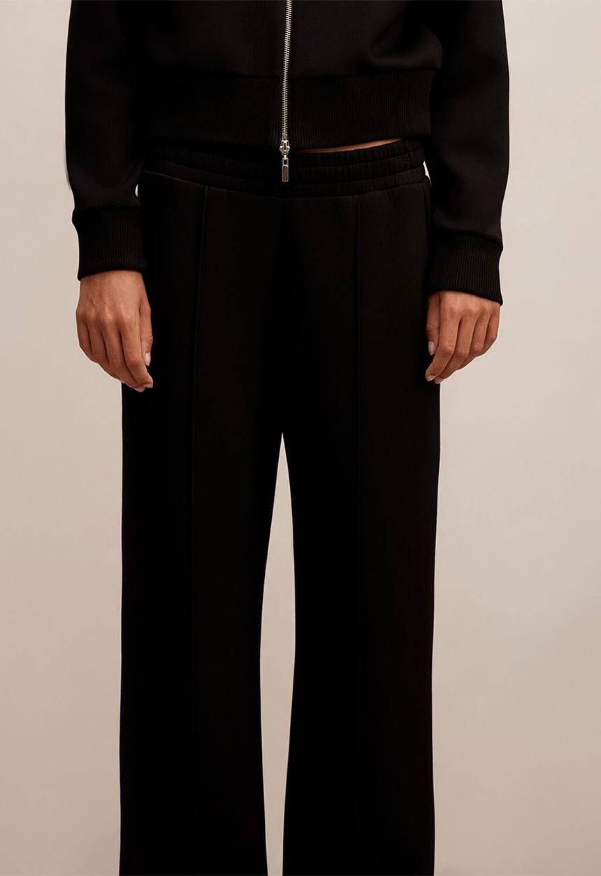 Forever New - Hunter wide leg lounge pants in black