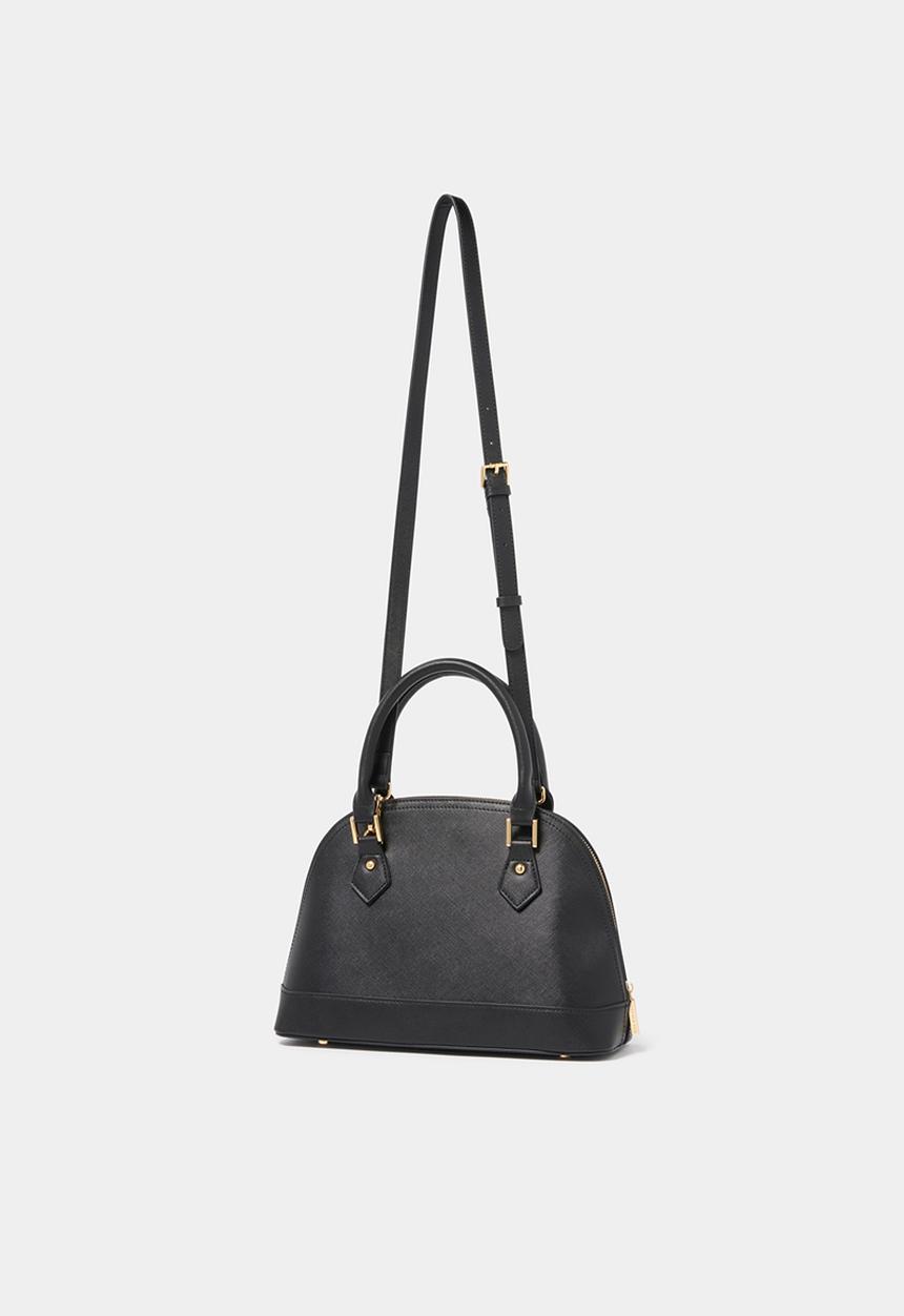 Forever New - Betty bowler bag in black saffiano