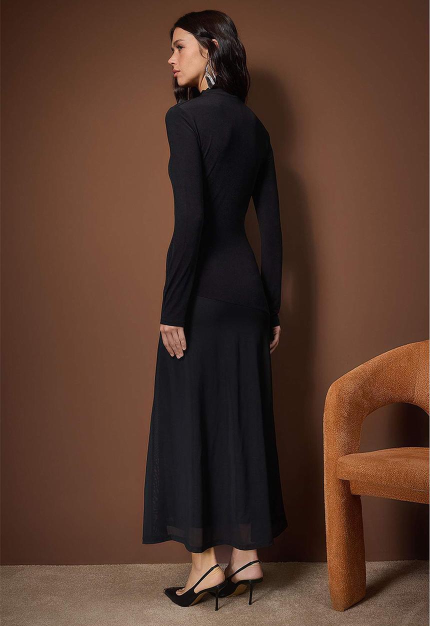Trendyol - Midi Long Sleeve Knitted Dress - Black