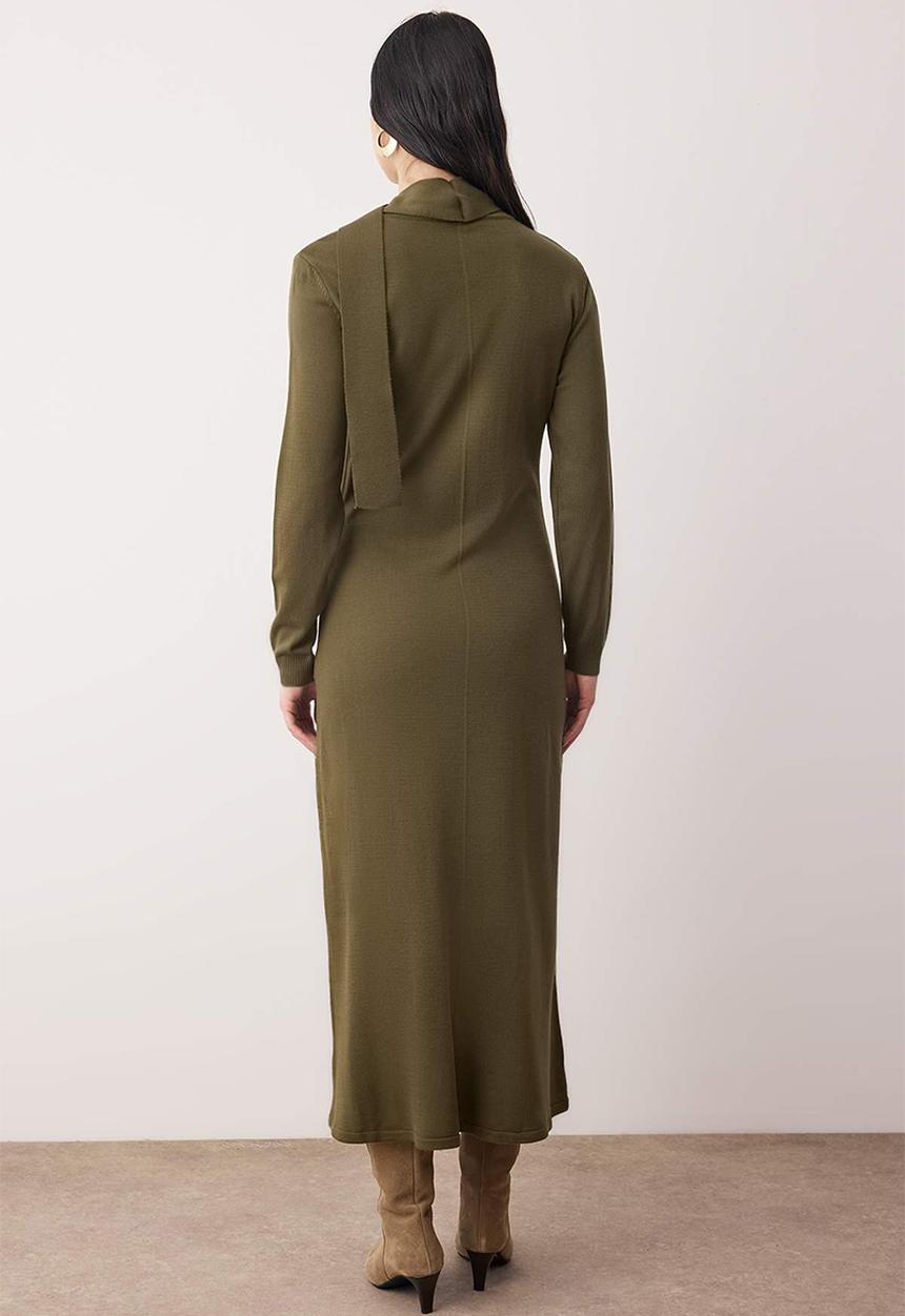 Trendyol - Scarf Detailed Knitwear Dress - Khaki