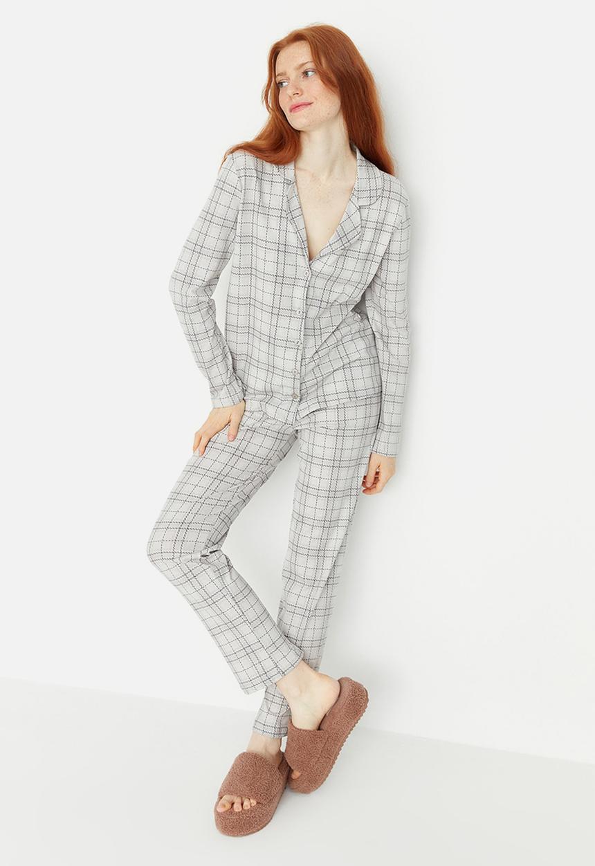 Trendyol - Plaid Knitted Pajamas Set - Gray