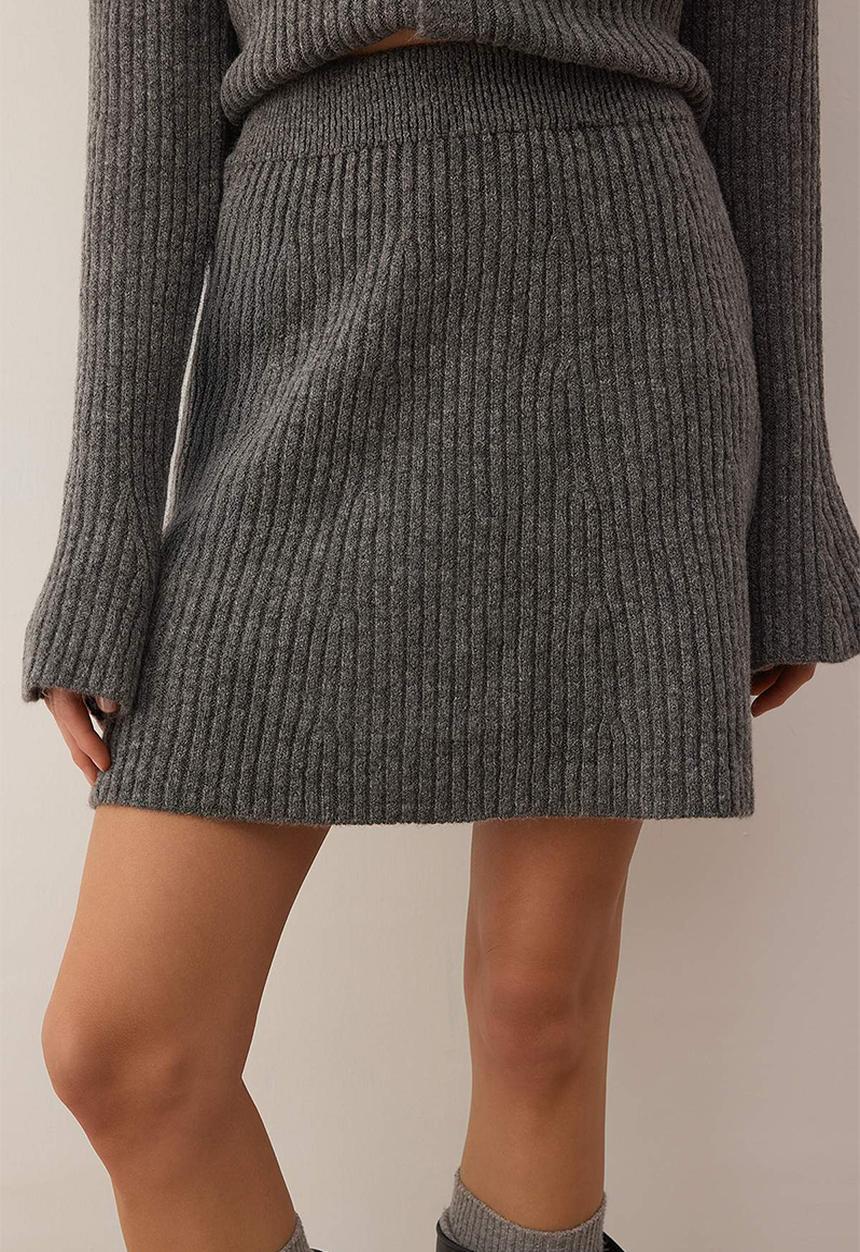 Trendyol - 2-Piece Cardigan-Skirt Knitwear Bottom Top Set - Anthracite