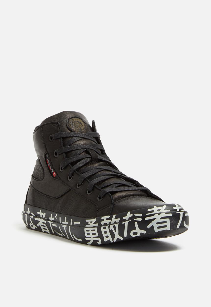 S-Kwaartzz - P1133-T8013 - Black Calligraphy