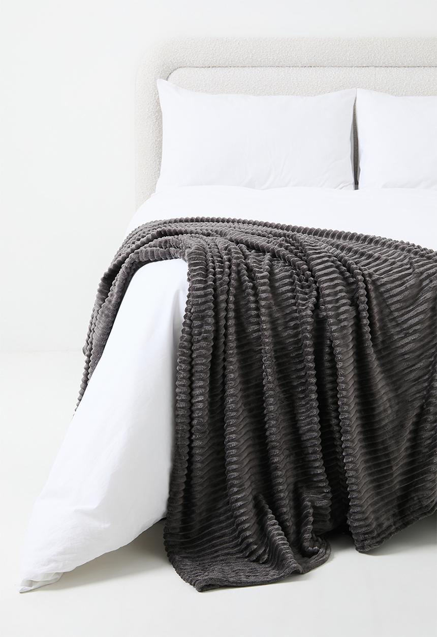 H&S - Elmwood Luxe Blanket 160x130 - Fog