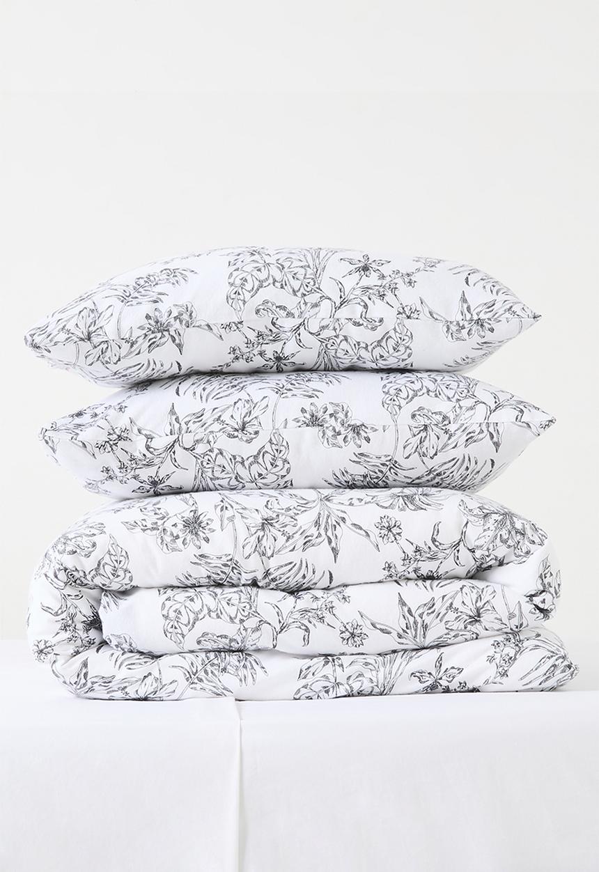 Sixth Floor - Brushed Winter Stencil Floral Cotton Blend Duvet Set - white