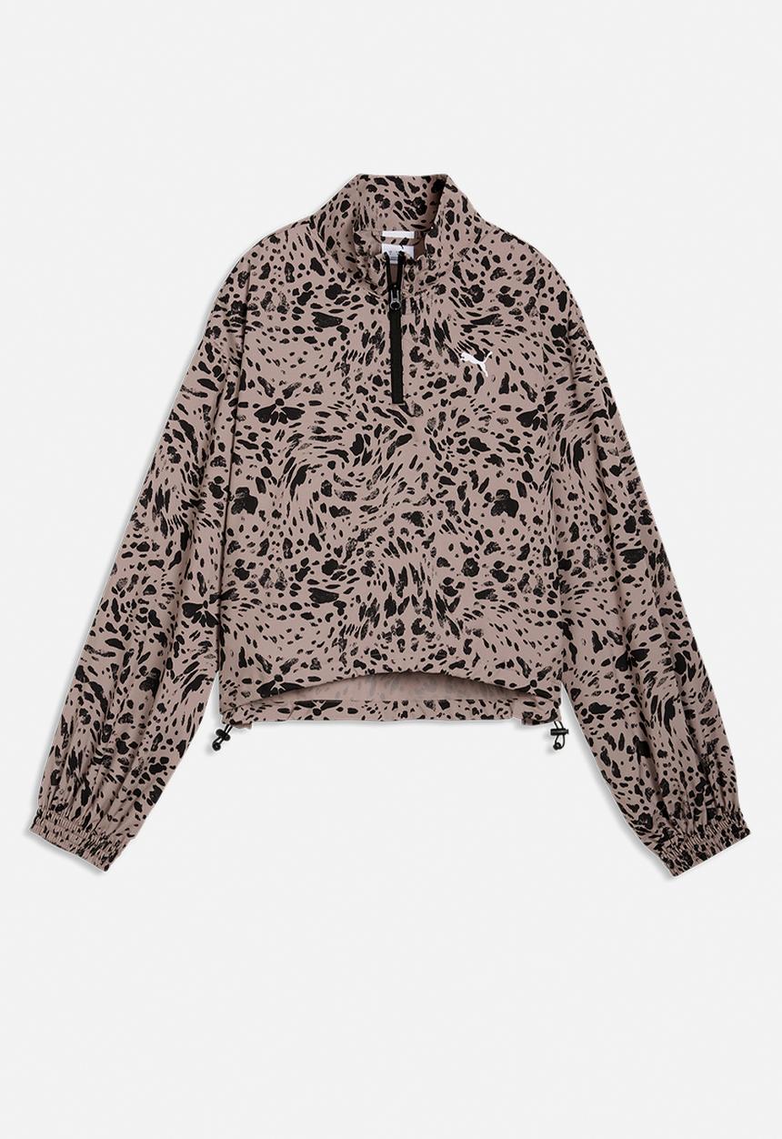 PUMA - Ess Graphic Animal Relaxed Aop Woven Hal - Sandstone