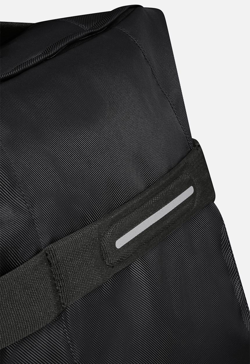 American Tourister - AT URBAN TRACK DUFFLE/WH - BLACK