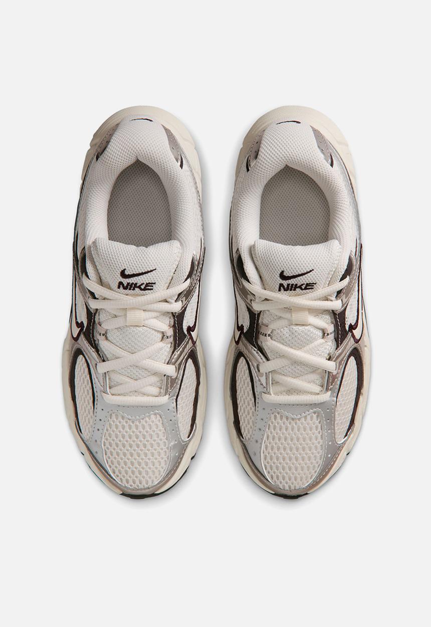 Nike - Nike V5 RNR Grade School