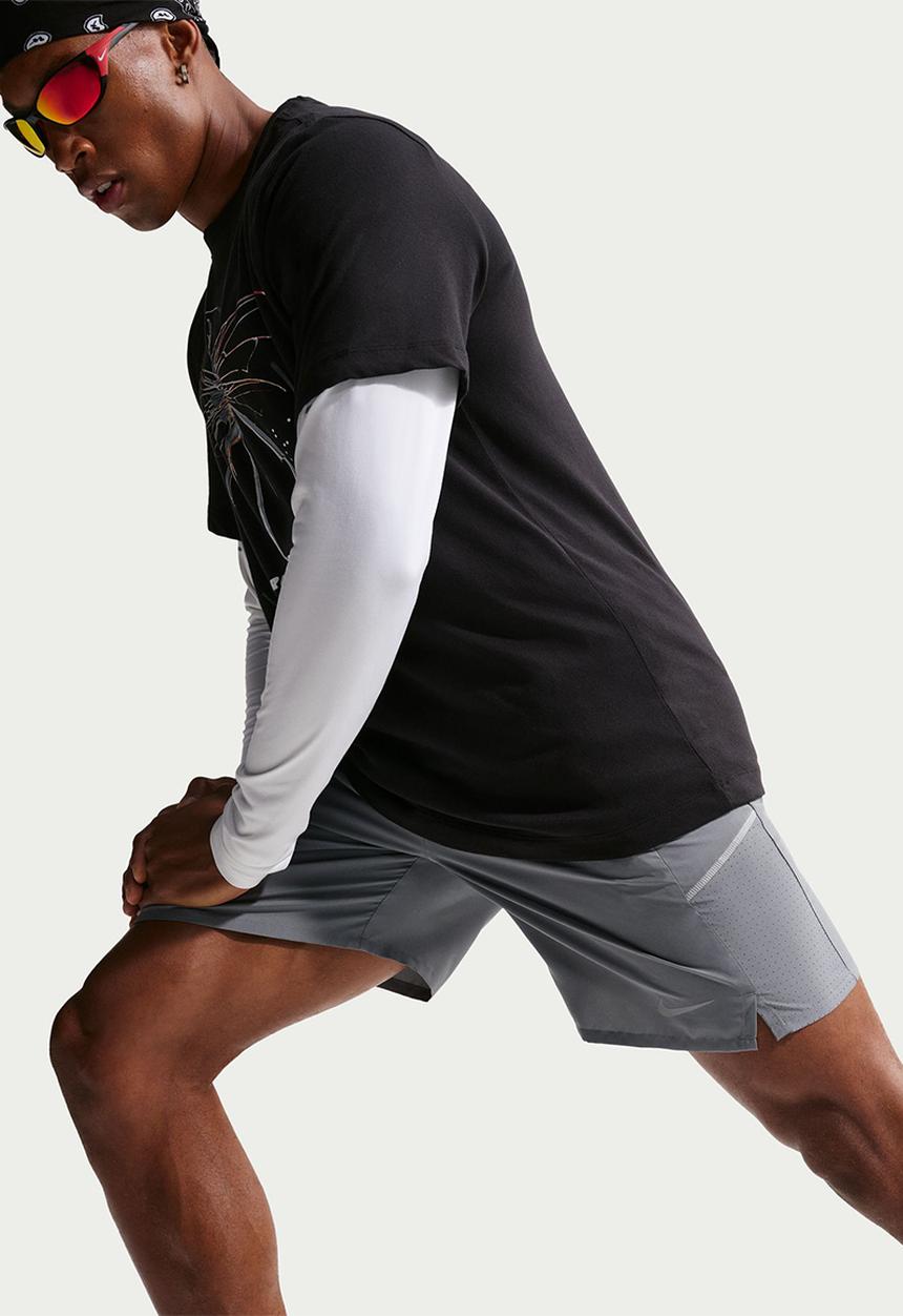 Nike - Miler Dri-Fit 7" UL Short - Grey