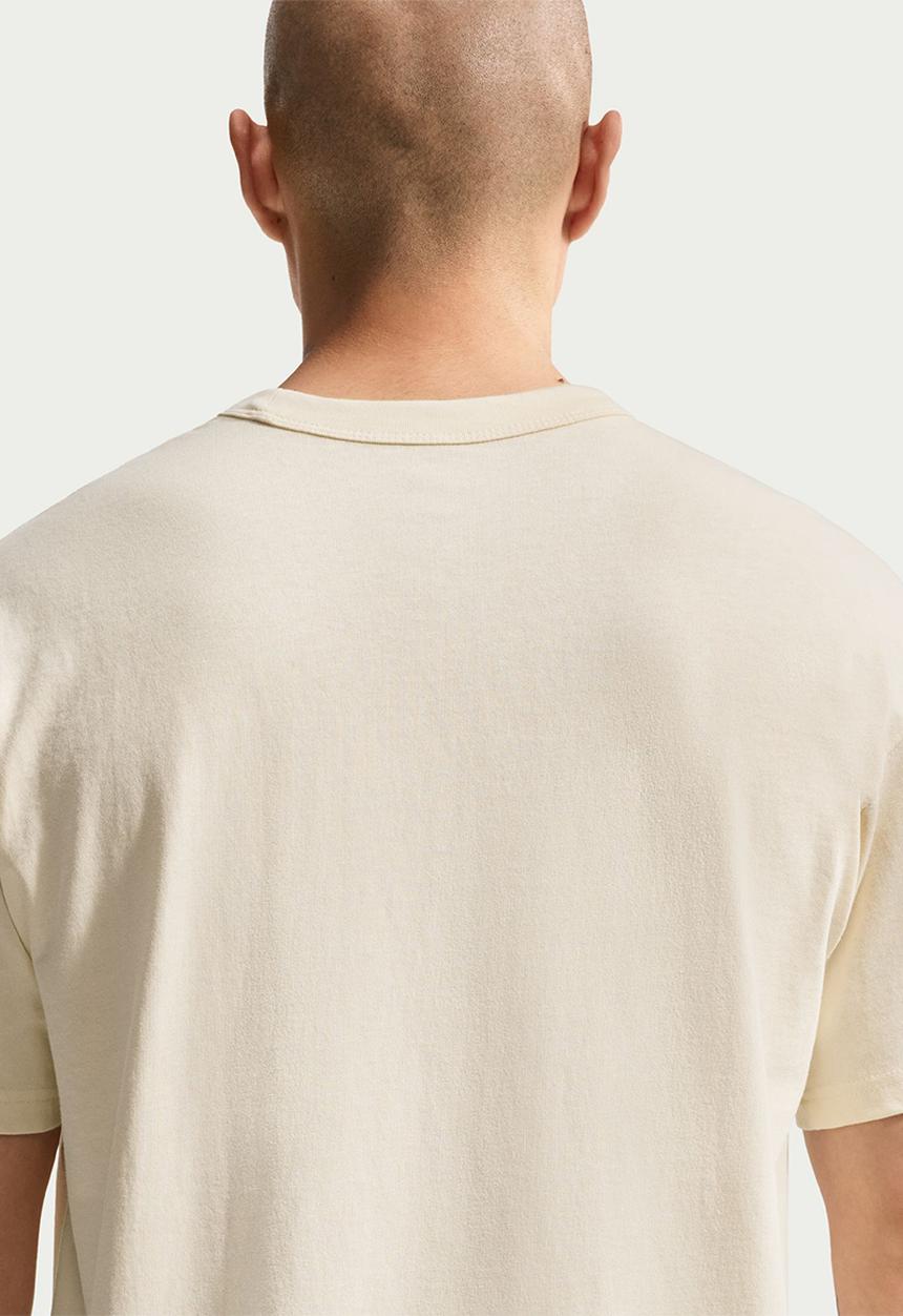 Nike - NSW Premium Essential Sustainable T-Shirt  - Cream