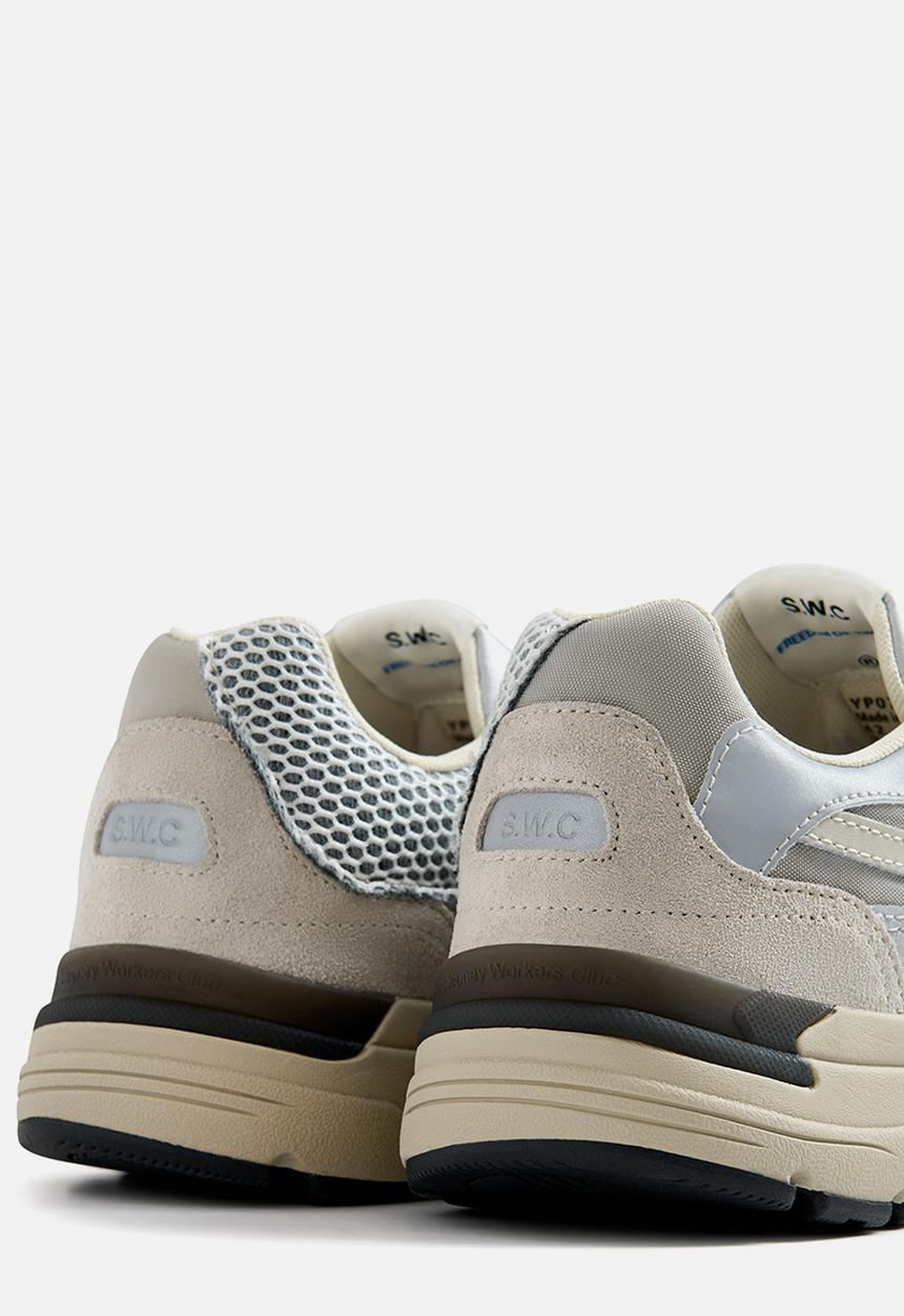 Stepney Workers Club - Amiel S-Strike - Silver Grey