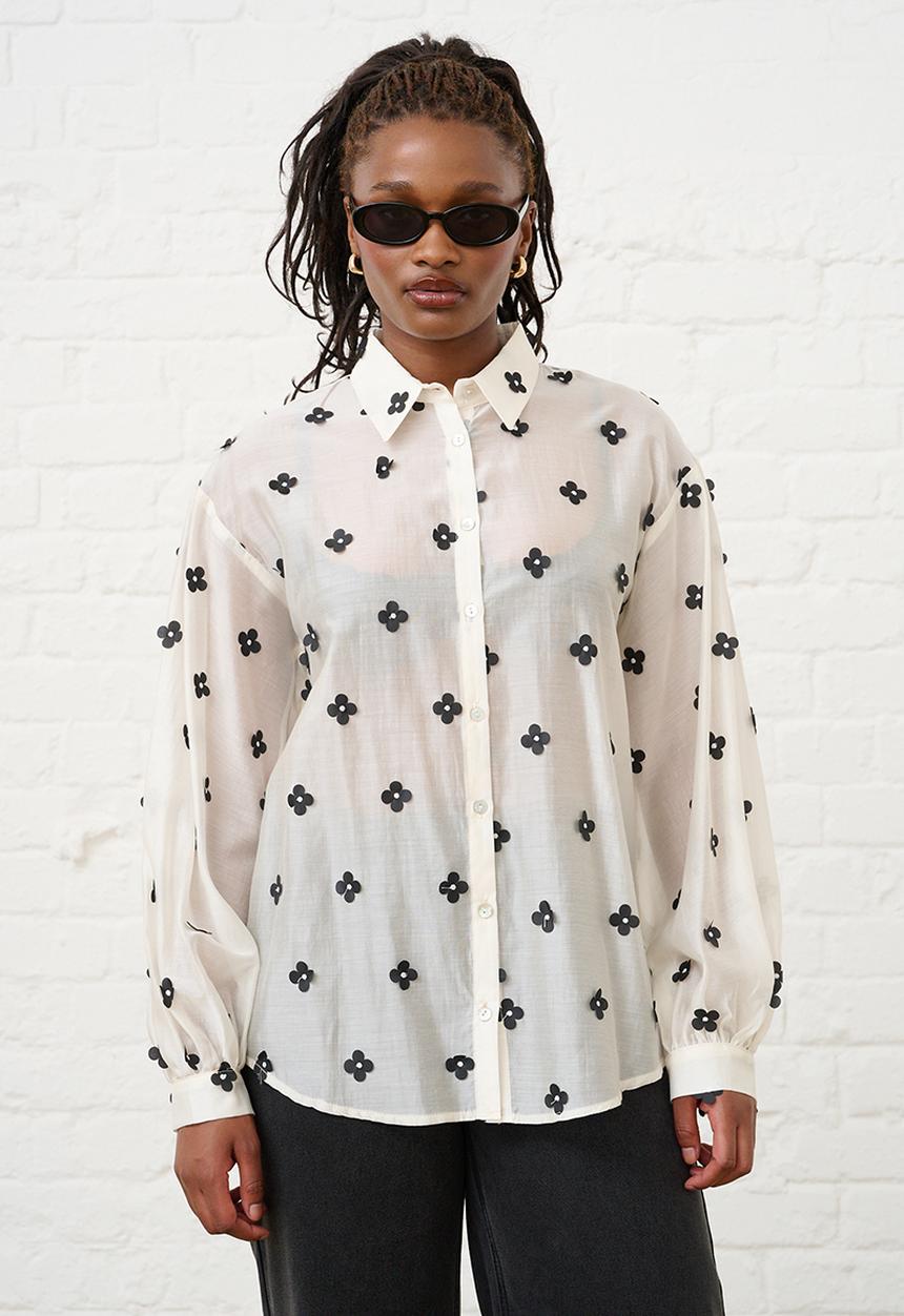 Me&B - Bellow Sleeve Shirt in 3D Flower Recut - White