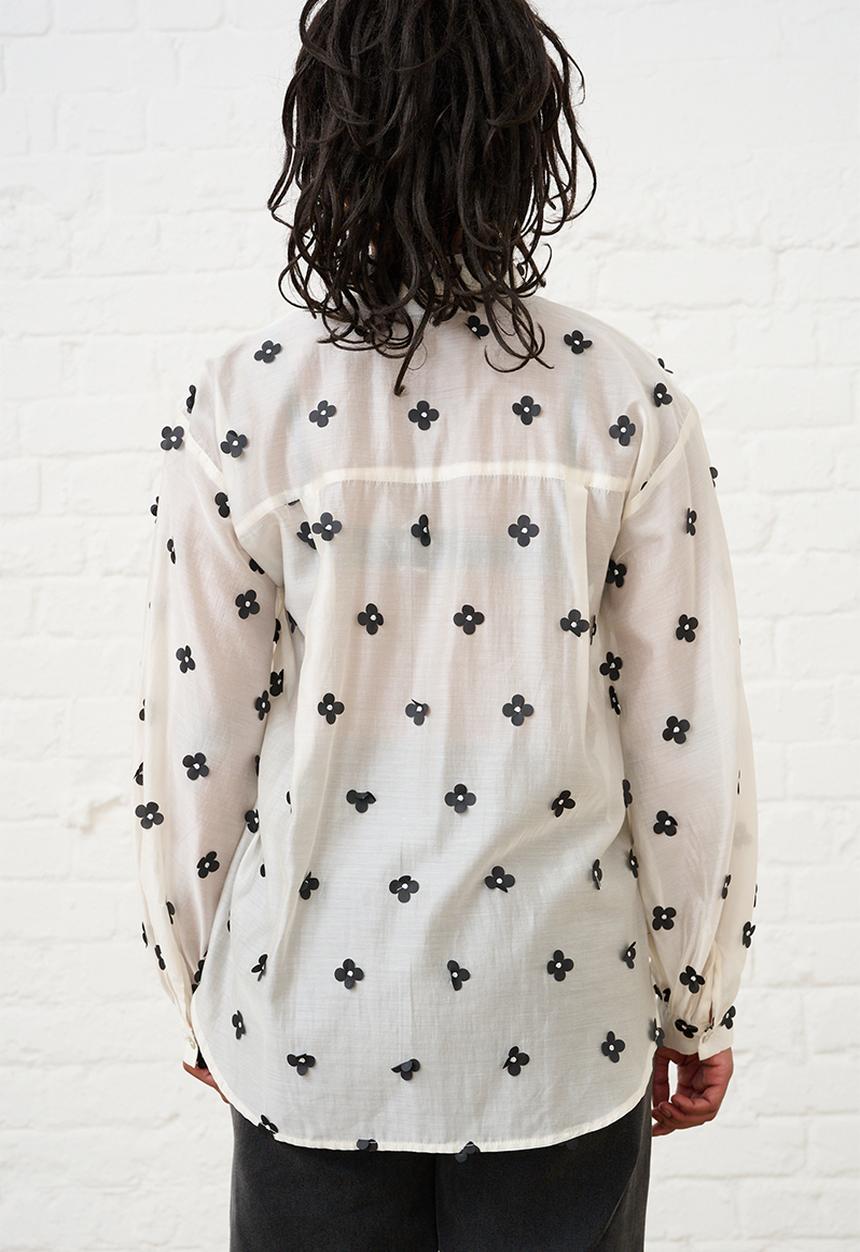 Me&B - Bellow Sleeve Shirt in 3D Flower Recut - White