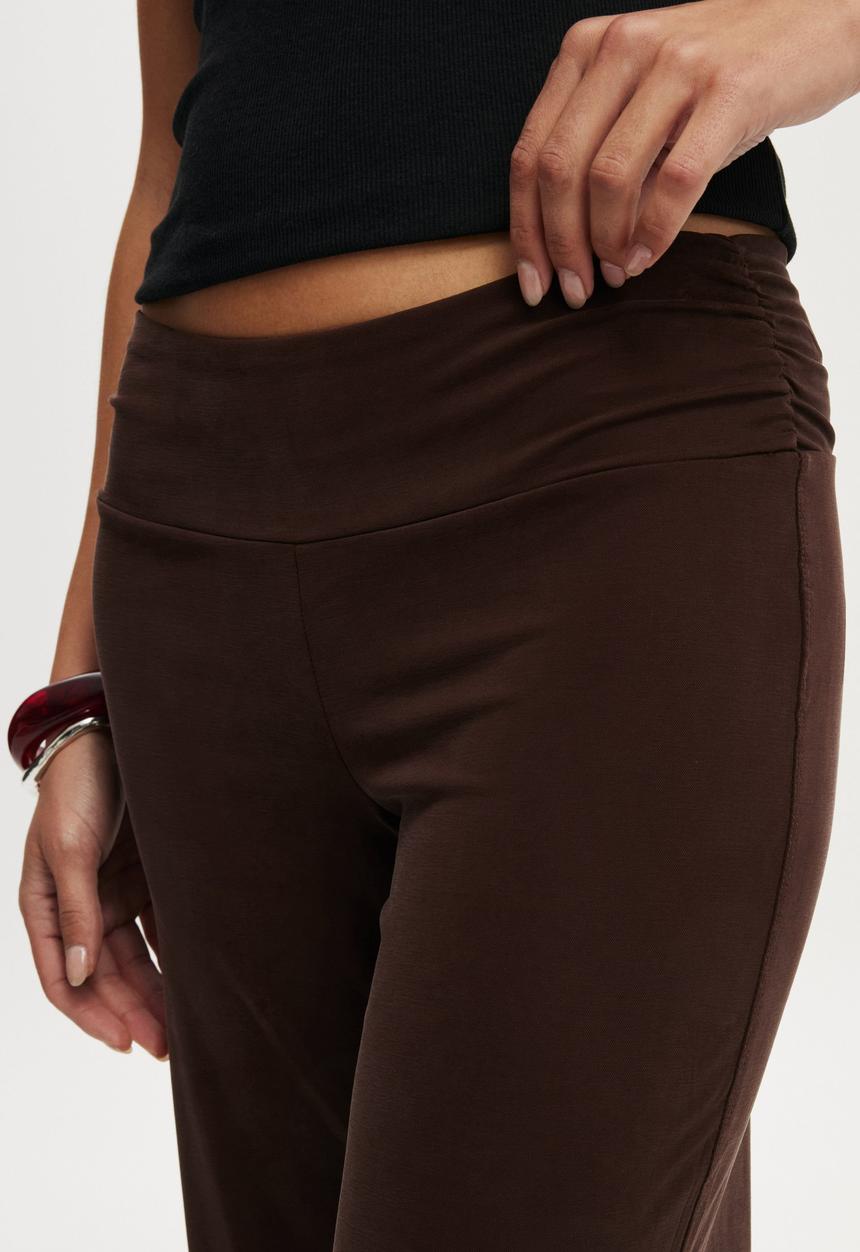 Cotton On - Honey pant - dark oak