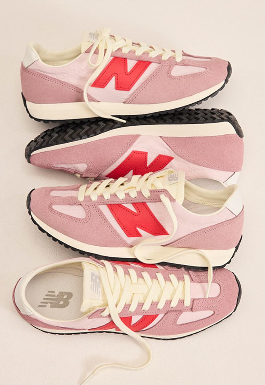 New Balance  - U4716SA