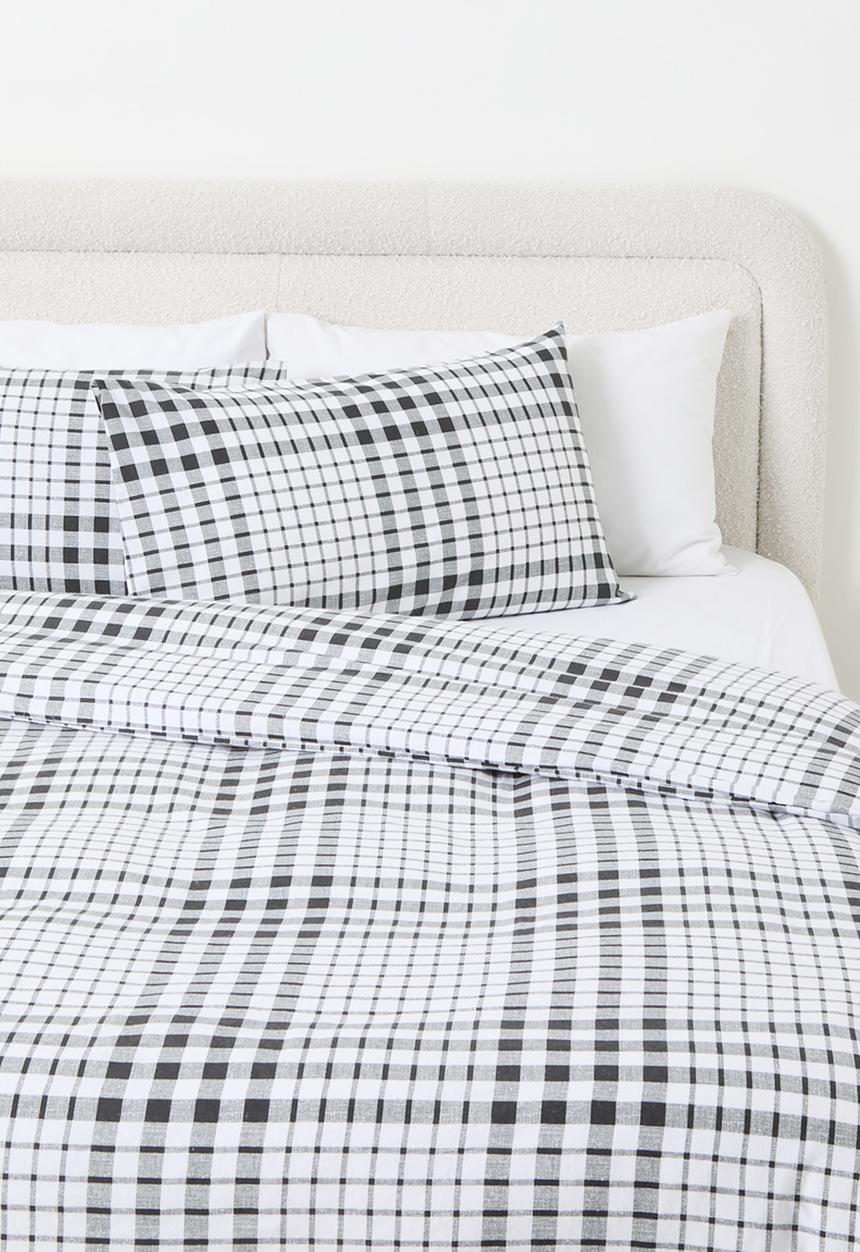 Sixth Floor - Cotton Blend Winter Check Duvet Set White