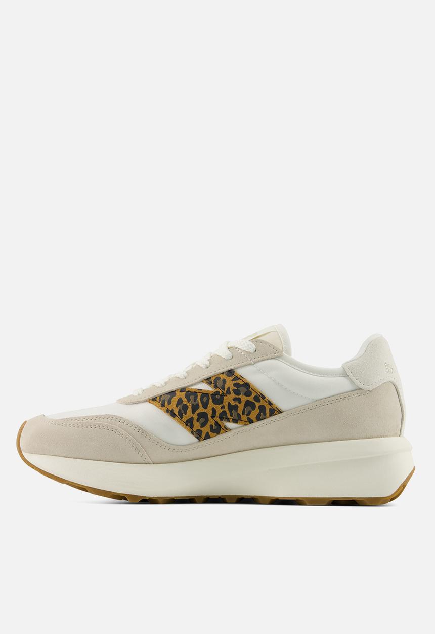 New Balance  - U3704RI