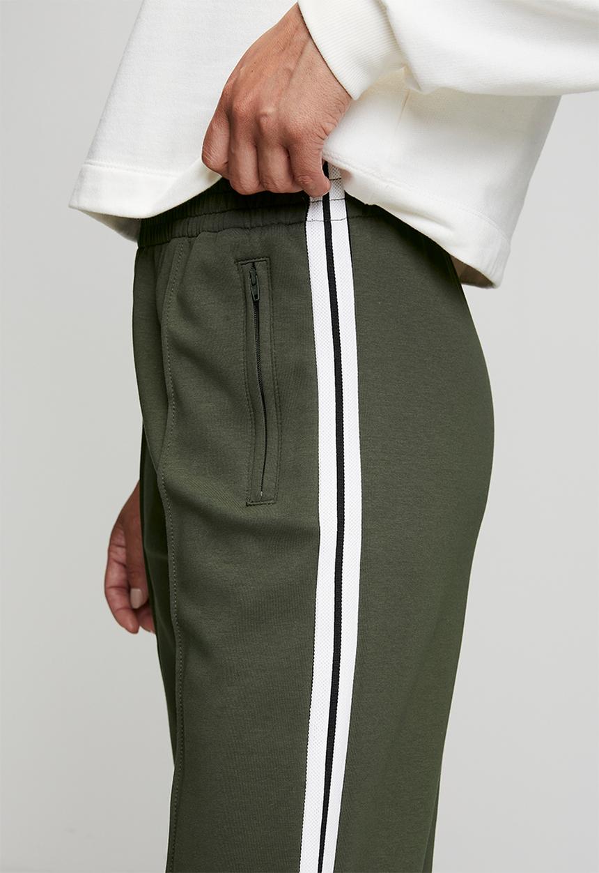 Stella Morgan - High Waist Elasticated Wide Leg Fleece Pant With Side Tape - Khaki